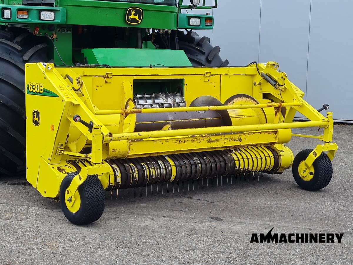 John Deere 630B